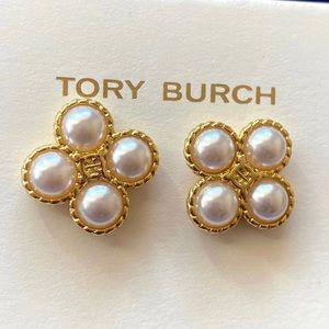 New Tory Burch Rope Clover Stud Earrings